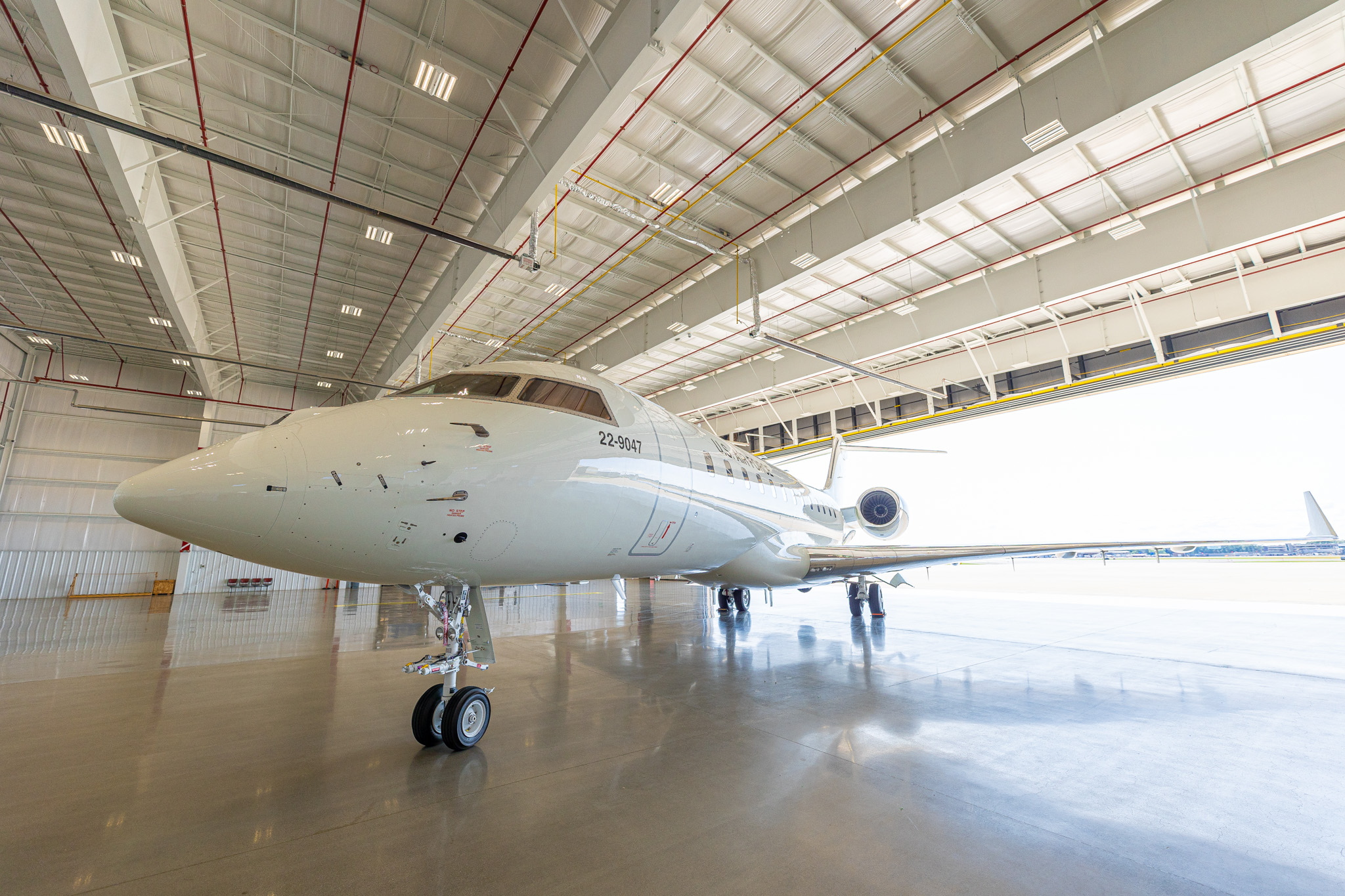 Bombardier Défense livre un avion Global 6000 au programme Battlefield Airborne Communications Node (BACN) des Forces aériennes des É.-U.