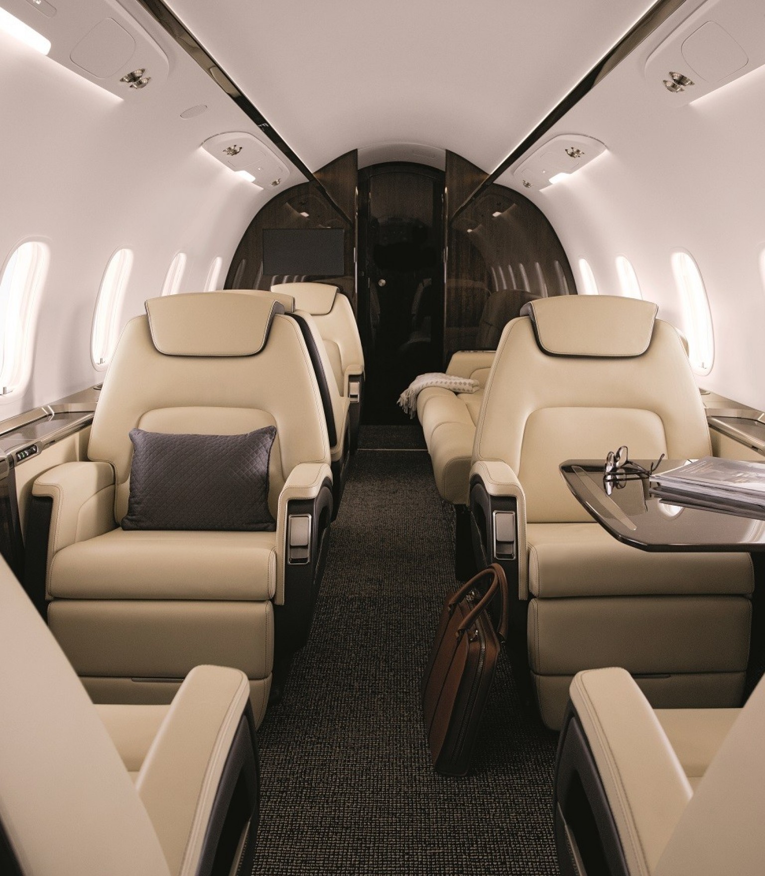 The Challenger 350 cabin