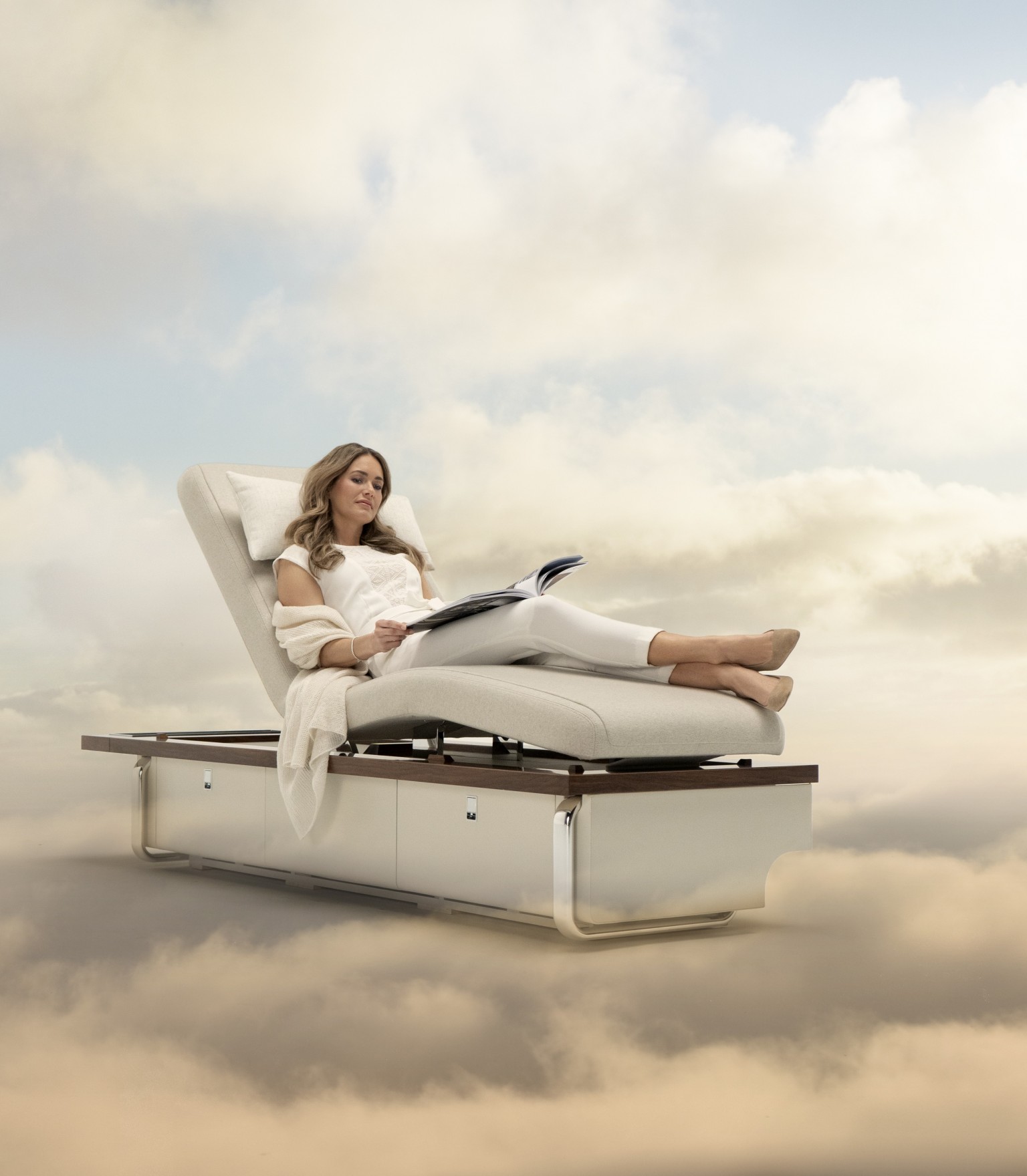The Nuage chaise
